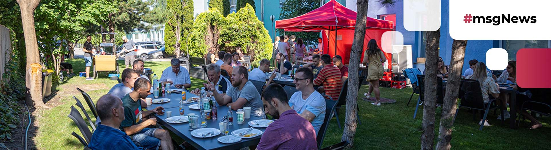 Po príchode do office sme si užili veľa dobrého jedla a spoločných tímových aktivít.