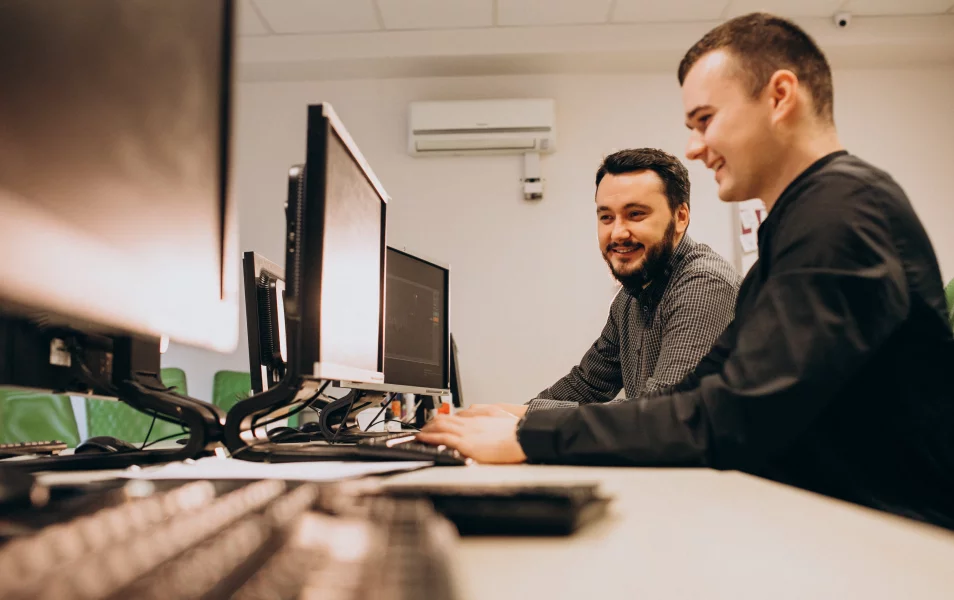 Najväčšie rozdiely medzi Java a Javascript Najväčšie rozdiely medzi Java a Javascript