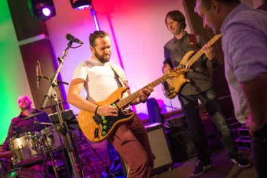 Hudobné vystúpenie na firemnom večierku